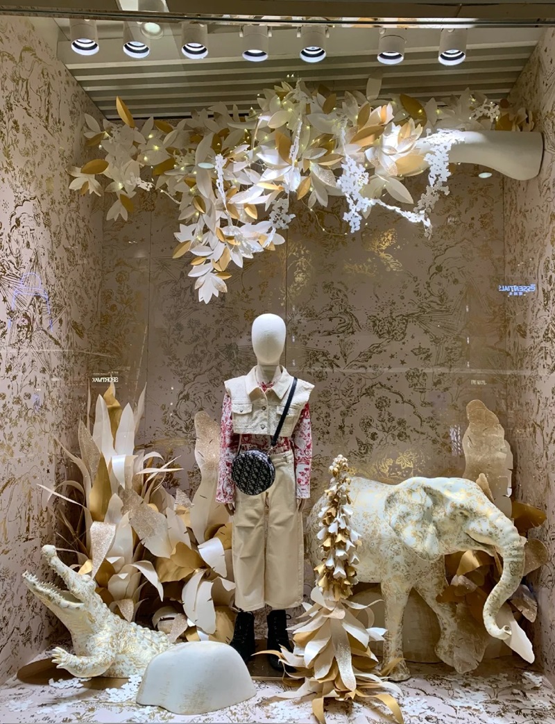 Trang trí Window Display